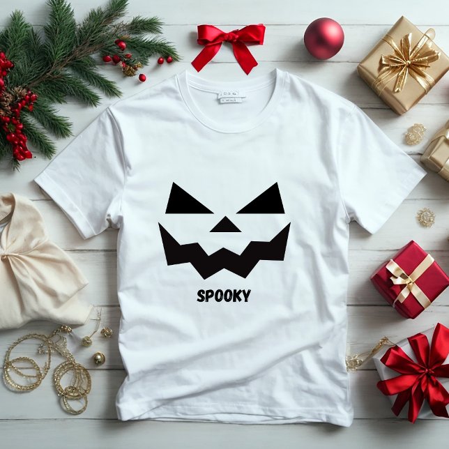 Spooky zeitgenössischer Halloween Name T - Shirt (Von Creator hochgeladen)