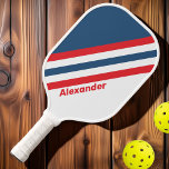 Sport Postman Nostalgische Streifen mit Namen Pickleball Schläger<br><div class="desc">Fügen Sie Ihrem Flair mit dem Sport Postman Nostalgic Stripes Pickleball Paddle einen Schlag Retro-Paddel hinzu, mit fetten Streifen, die dem Spielplatz eine spielerische Vintage Touch bringen. Passen Sie es mit Ihrem Namen an für eine personalisierte Drehung, die jedes Spiel einzigartig macht. Dieses Paddel verbindet Stil und Leistung und sorgt...</div>