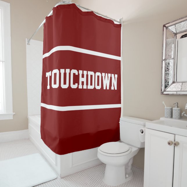 Sportiges Tiefrot Fettschrift TOUCHDOWN Weiße Text Duschvorhang (Beispiel)