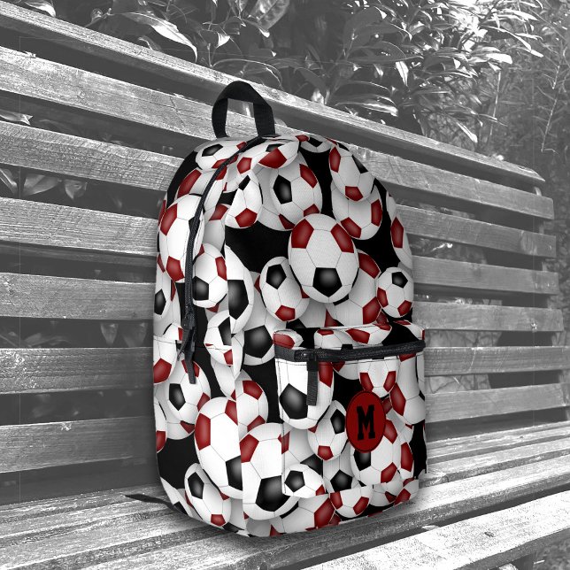 Sportler mit Monogramm Maroon-Fußball-Bälle Bedruckter Rucksack (on bench)