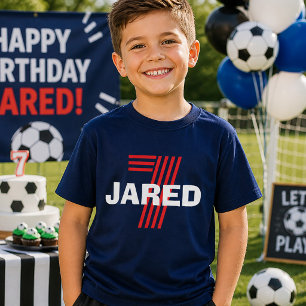 Sportliche Jungs werden sieben T-Shirt