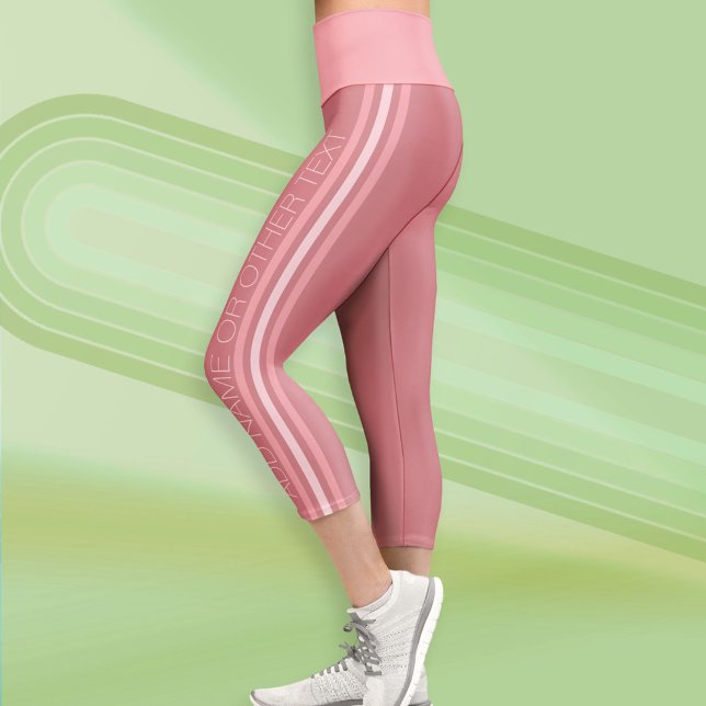 Sportliche Streifen mit modernem Text - Rose Rosa Capri Leggings (Custom Leggings)