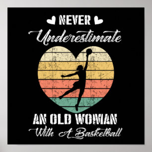 Sportwoche Eine alte Frau nie unterschätzen Poster
