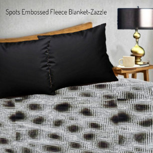 Spots Embossed Fleecedecke
