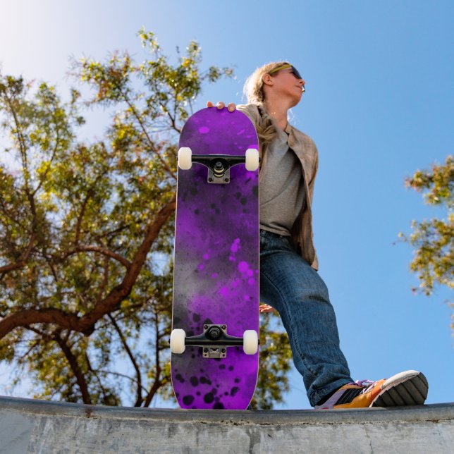 Spray Paint Spritzer Effect Lila Skateboard (Außen 1)