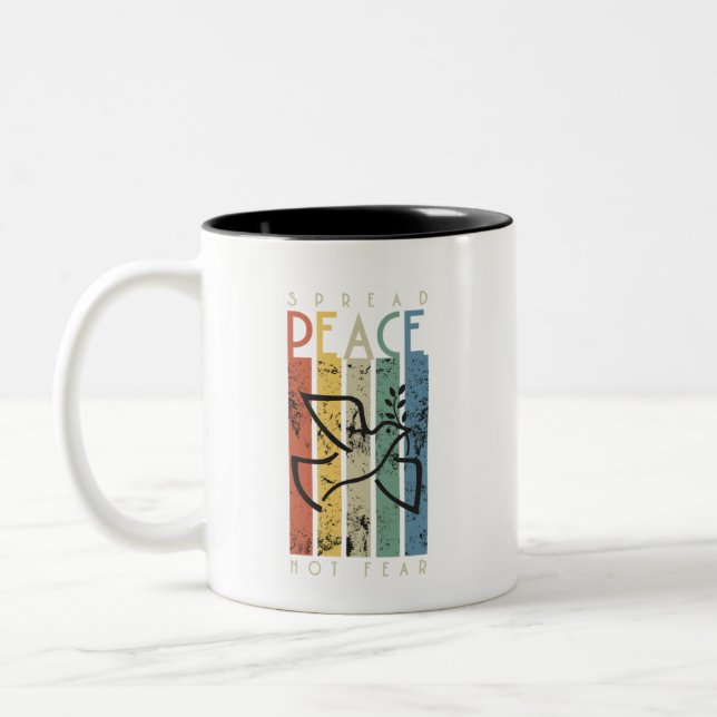 Spread Peace Not Feve Dove Retro Stripes Version 1 Zweifarbige Tasse (Links)