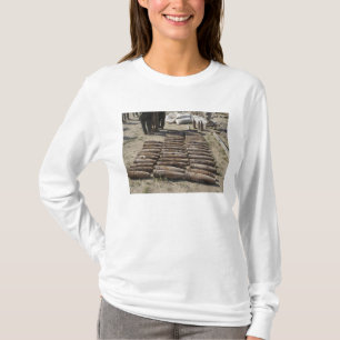 Sprengkörper werden identifiziert und erfunden T-Shirt