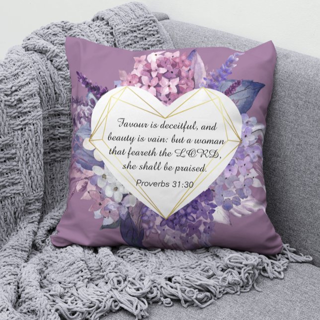 Sprichwörter 31 Bibelzitat Lila Blumenherz Kissen (Proverbs 31 Throw Pillow)
