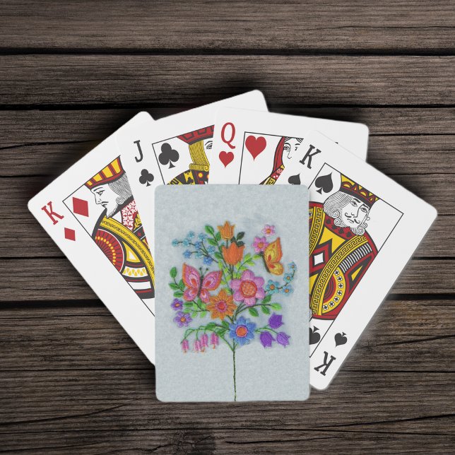 Spring Bouquet Blume Schmetterlinge Spielkarten (Bouquet bright spring flowers on stem pink and yellow butterflies embroidery look on white deck card)