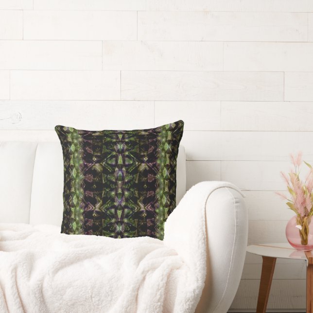 spring green 004 Throw Pillow Kissen (Liege)