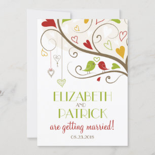 Spring Green and Red Niedlich Lovebirds Hochzeit Einladung