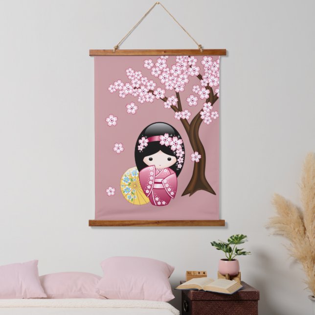 Spring Kokeshi Doll - Niedliches japanisches Geish Wandteppich Mit Holzrahmen (Schlafzimmer)