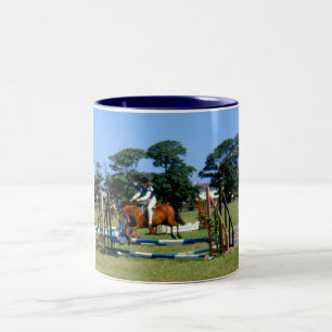 Springen in Jersey anzeigen Zweifarbige Tasse