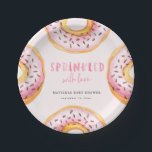 Sprinkler mit Liebe Donut Babydusche Pappteller<br><div class="desc">Mit Liebe gesprenkelt,  lädt die Babydusche ein. Aquarellbilder und handgeschriebener Text. Teil einer Sammlung.</div>