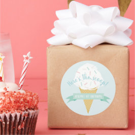 Sprinkles Ice Cream Hier ist der Scoop Geburtstag Runder Aufkleber