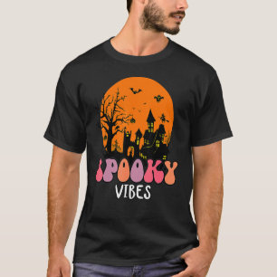 Spuk House Moon Night Groovy Spooky Vibes Seaso T-Shirt