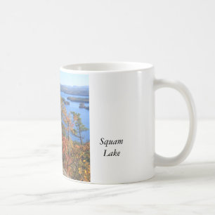Squam See-Klapperschlangen-Klippen im Herbst Kaffeetasse