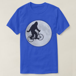 Squatch auf einem Fahrrad in Sky mit Mond-T - Shir T-Shirt