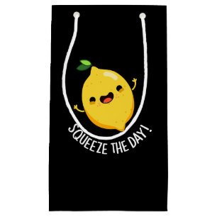 Squeeze den Tag Funny Lemon Pun Dark BG Kleine Geschenktüte