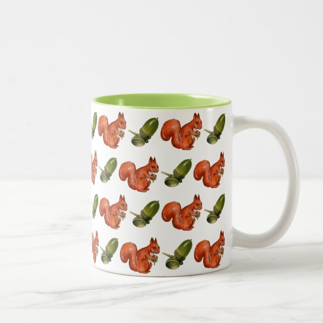 Squirrel and Acorn Pattern Zweifarbige Tasse (Rechts)