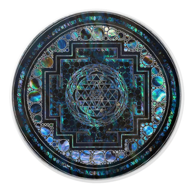 Sri Yantra/Sri Chakra Ohrschnecken-Muschel und Keramikknauf (Vorderseite)