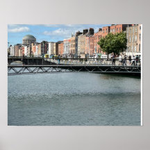 St Andrew's River Liffey Dublin Irland Europa
