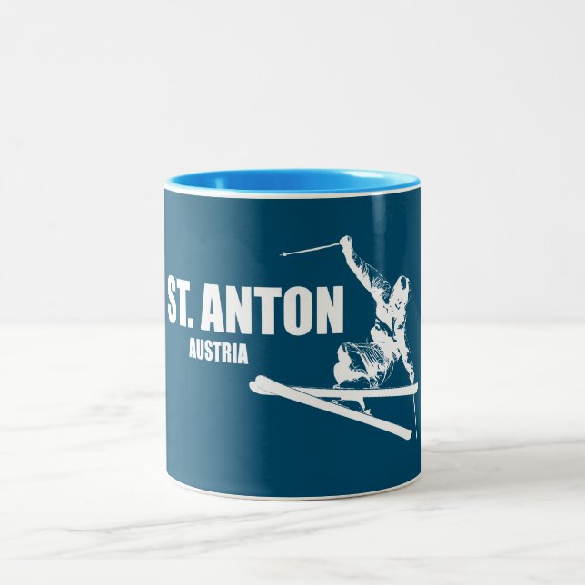 St. Anton Austria Skier Zweifarbige Tasse (Mittel)
