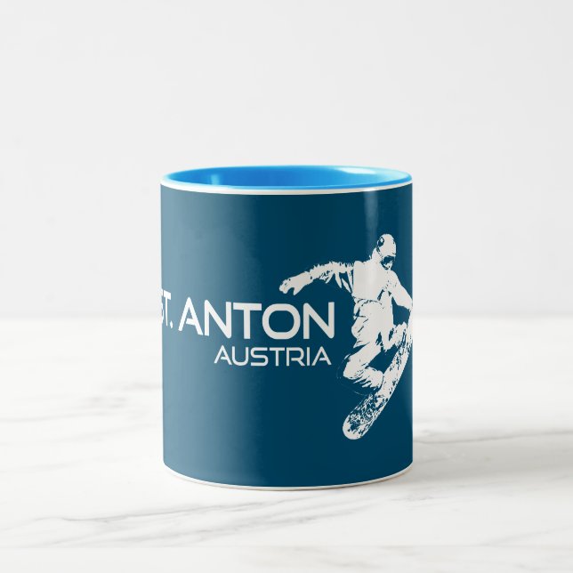 St. Anton Austria Snowboarder Zweifarbige Tasse (Mittel)