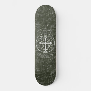 St.-Benediktinermedaille mit lateinischem Gebet Skateboard