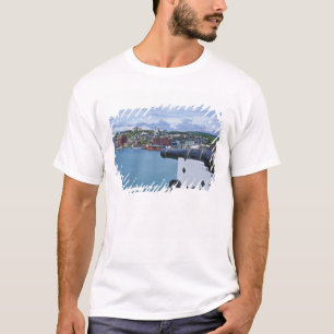 St. John's, Neufundland, Kanada, die Uferpromenade T-Shirt