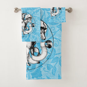 St. Luke's Emblem Winged Bull Badhandtuch Set