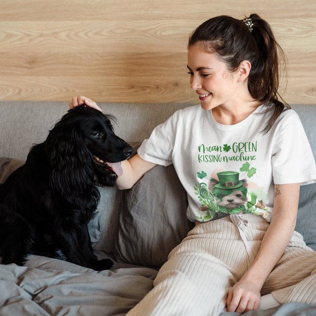 St Patrick Niedlich Hund Gemein grüne Kissmaschine T-Shirt (Von Creator hochgeladen)