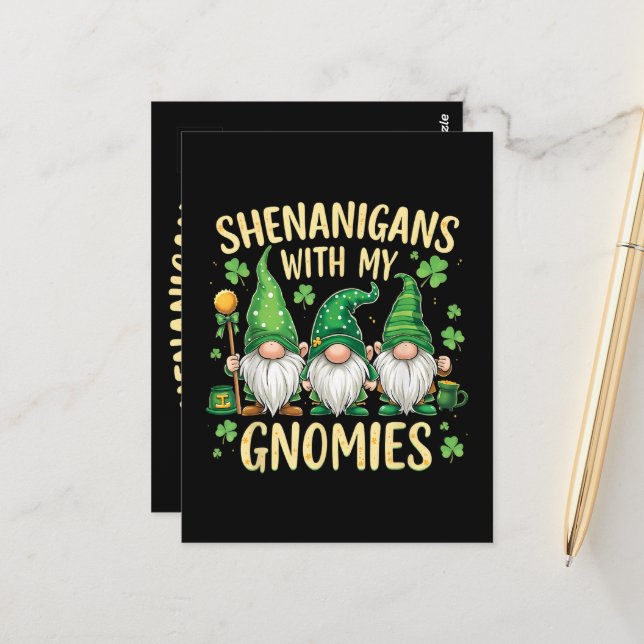 St Patrick’s Day Glückskleeblatt-Gnom  Postkarte (Vorderseite/Rückseite Beispiel)