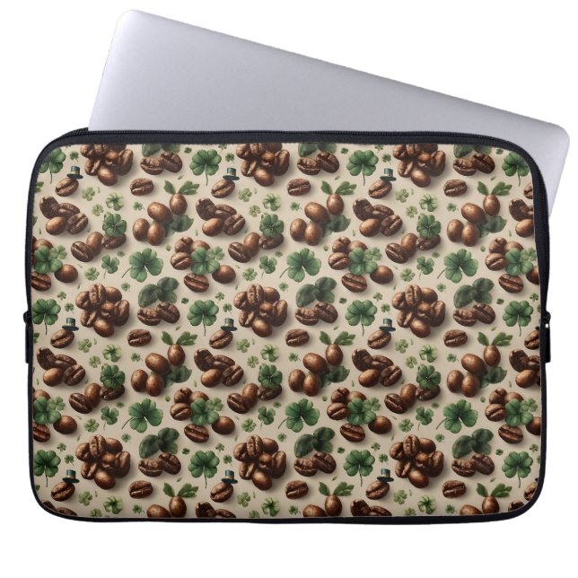 St. Patrick’s Day Kaffee & Shamrock-Muster Laptopschutzhülle (Vorderseite)