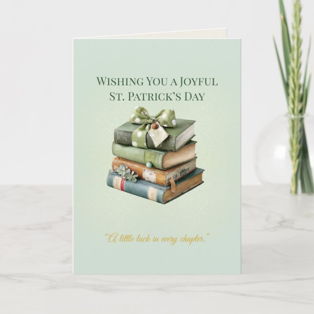 St. Patrick’s Day Stack of Books Card – Irish Luck Karte (Vorderseite)