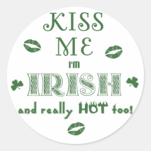 St Patrick Tag lustig küssen mich, den ich irisch Runder Aufkleber