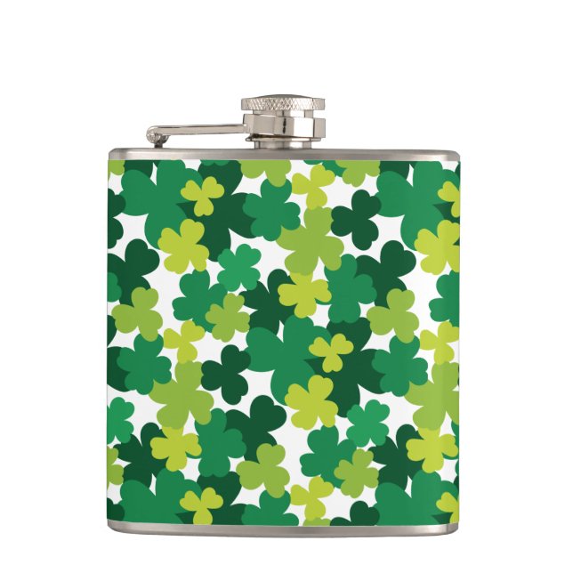 St Patrick TagesKleeblatt-Muster Flachmann (Vorderseite)