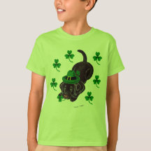 St Patrick Tagesschokoladen-Labrador-Welpe