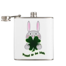 St. Patricks Bunny Proud zu irischem Kleeblatt