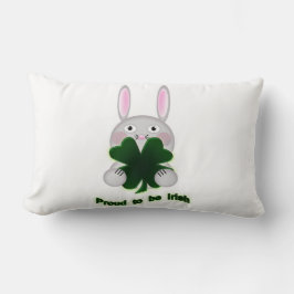 St. Patricks Bunny Proud zu irischem Kleeblatt Lendenkissen