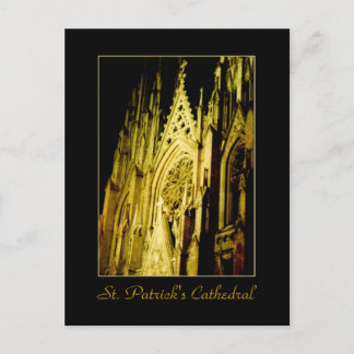 'St. Patrick's Cathedral auf der Nachtkarte Postkarte