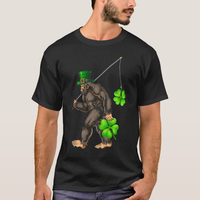 St Patricks Day Bigfoot Sasquatch Irish T-Shirt (Vorderseite)