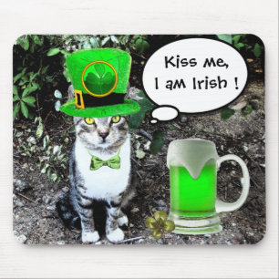 ST PATRICK'S DAY CAT WITH GREEN IRISH BEER MOUSEPAD