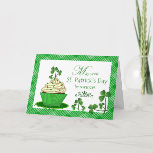 St. Patrick's Day Cupcake mit Kleeblättern Karte