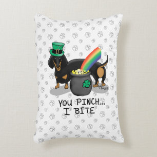 St. Patrick's Day Dackel (schwarz & tan) Dekokissen