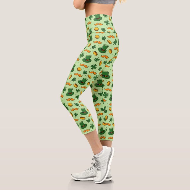 St. Patrick's Day Doodle Capri Leggings (Links)