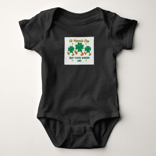 St. Patrick's Day "Get Your Green On!" Baby Strampler (Vorderseite)