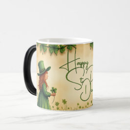 St. Patrick's Day Girl mit Kleeblättern Verwandlungstasse