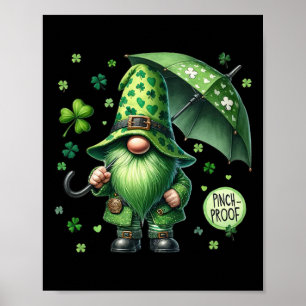 St Patricks Day Gnome mit grünem Bart Funny Pinch Poster