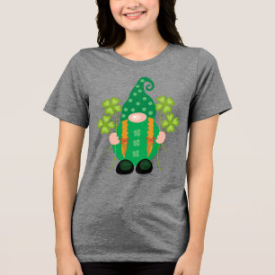 St. Patrick's Day Gnome mit Kleeblättern Tri-Blend Shirt